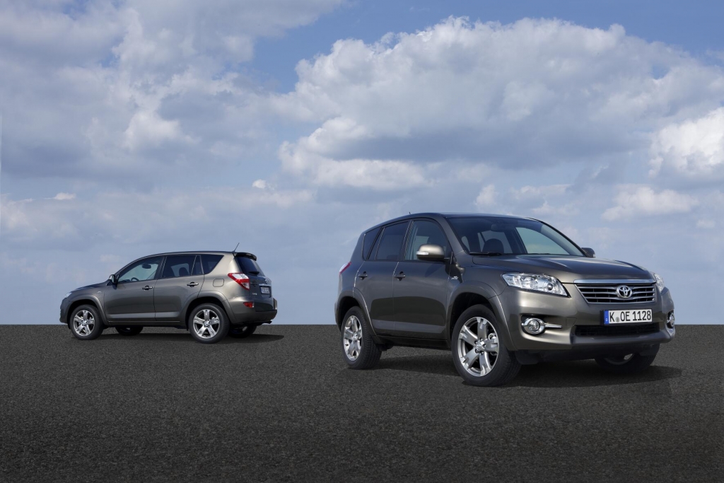 Toyota RAV4: Veteran der SUV-Bewegung mit neuer Front 