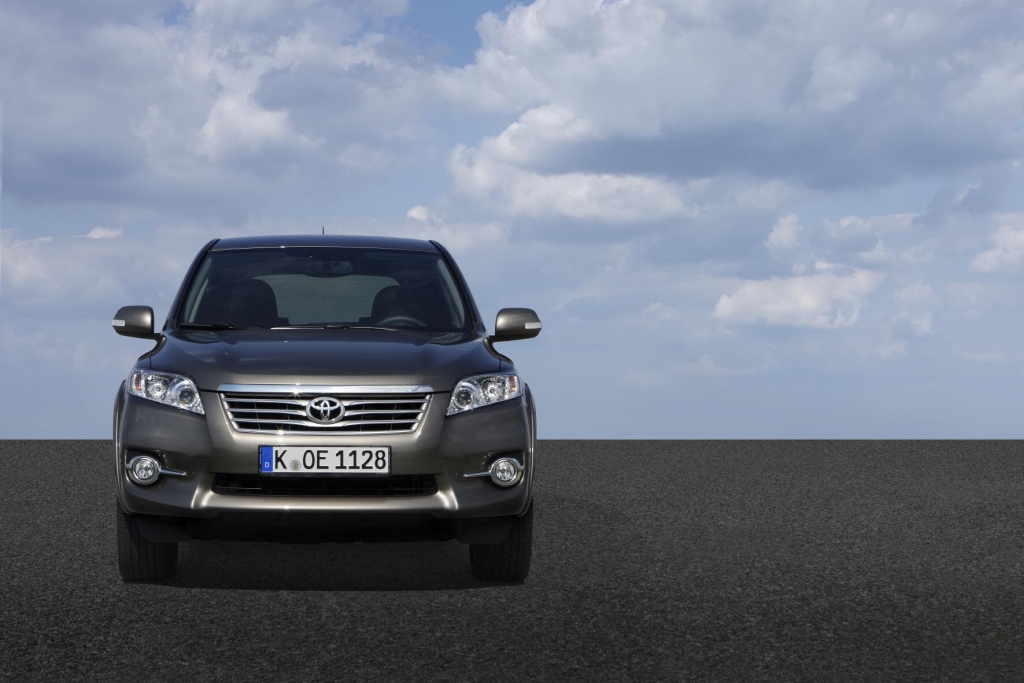 Toyota RAV4: Veteran der SUV-Bewegung mit neuer Front 