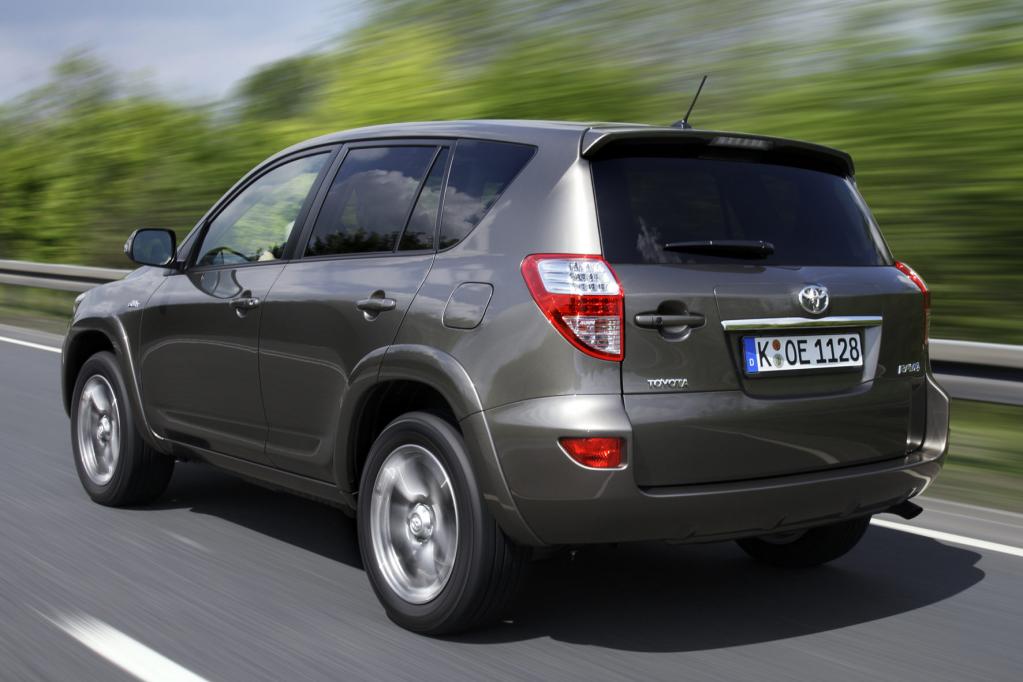 Toyota RAV4: Veteran der SUV-Bewegung mit neuer Front 