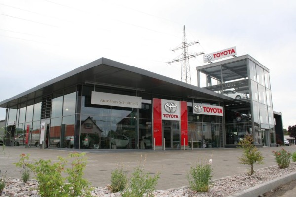 Toyota eröffnet nachhaltiges Autohaus