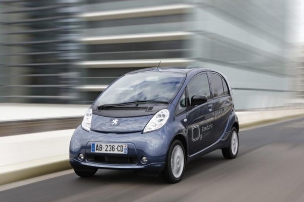 Trend Elektroauto: Viele Wissenslücken bei Händlern