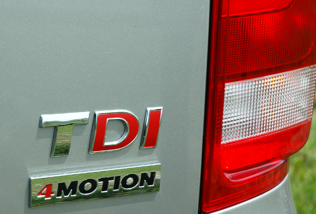 VW Amarok: Leuchteinheit hinten mit Motorisierungsschriftzug. 
