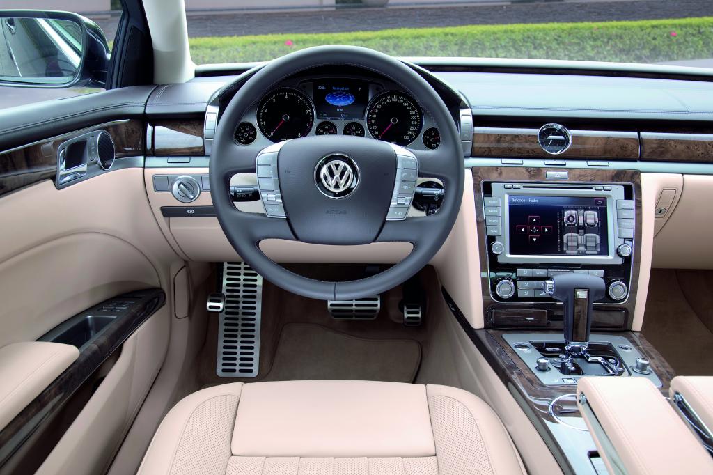 Volkswagen Phaeton.