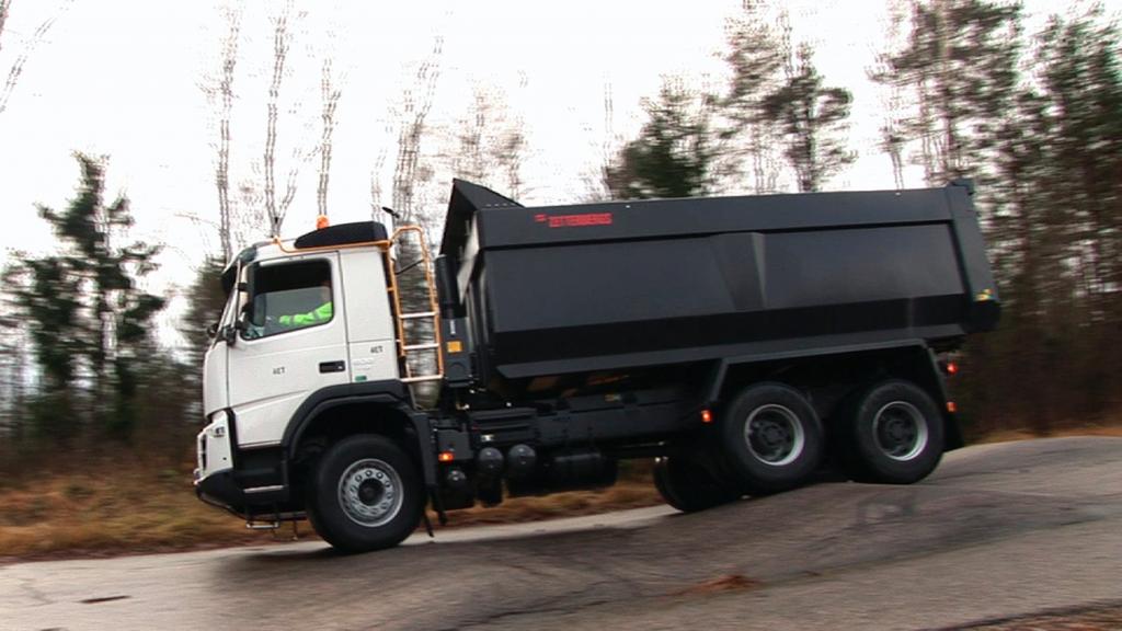 Volvo FMX absolviert Test im Steinbruch