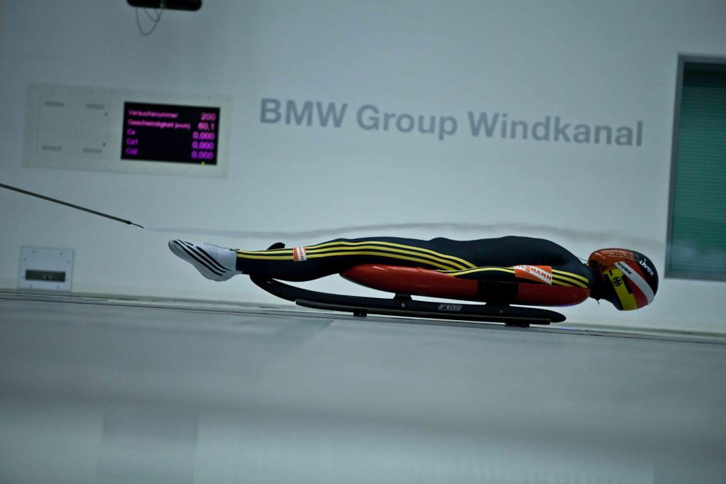 BMW unterstützt Bobfahrer 