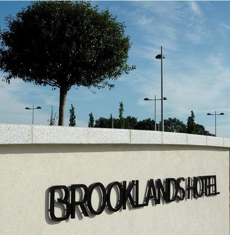 Brooklands: Der Name hat Investoren neben dem Auto- auch aus dem Hotelbereich angelockt. 