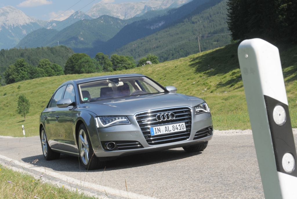 Der neue A8 L - ein einzigartiger rollender Konzertsaal. 