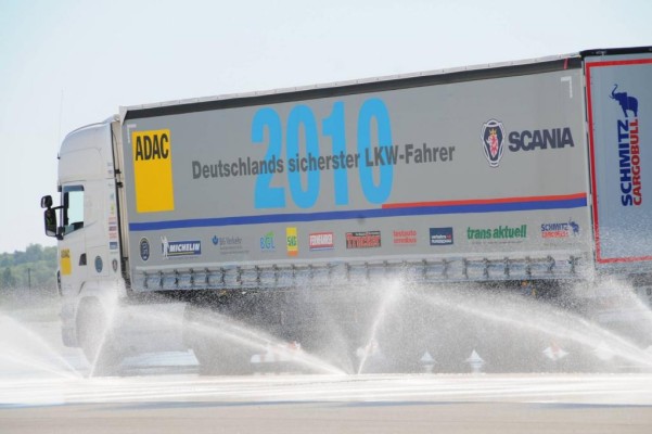 Deutschlands sicherster Lkw-Fahrer kommt aus Gütersloh