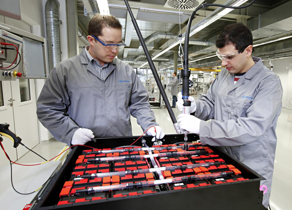 Elektromobilität: Batterie kostet mehr als ein Kleinwagen
