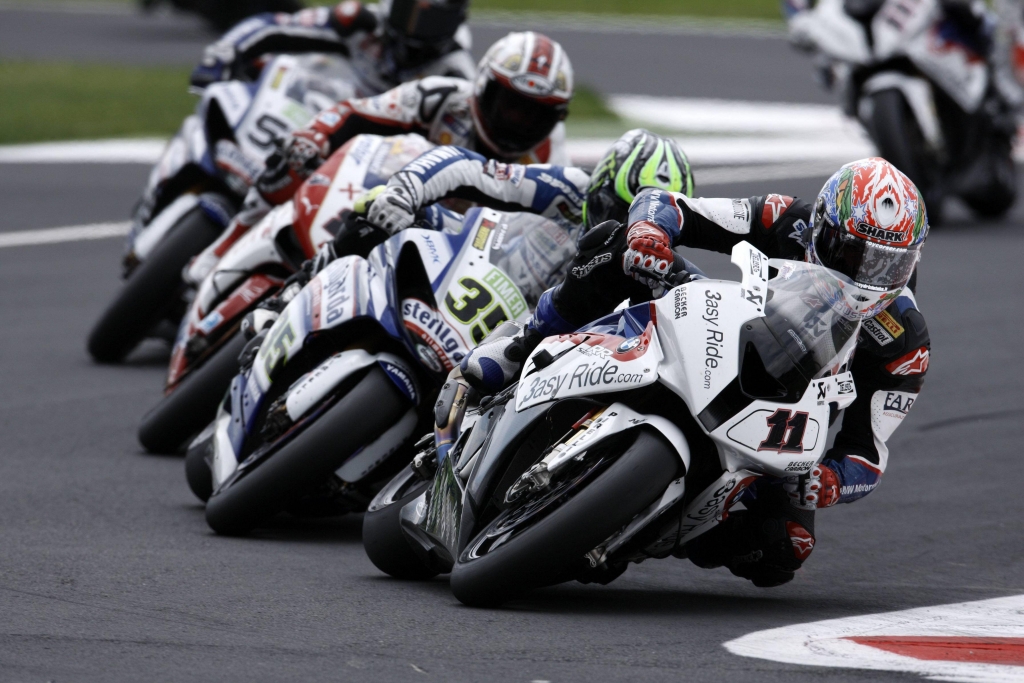 Erste Race Parts für die BMW S 1000 RR verfügbar
