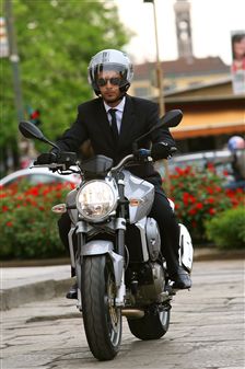 Fahrbericht Aprilia NA 850 Mana: Stufen- aber nicht taktlos 