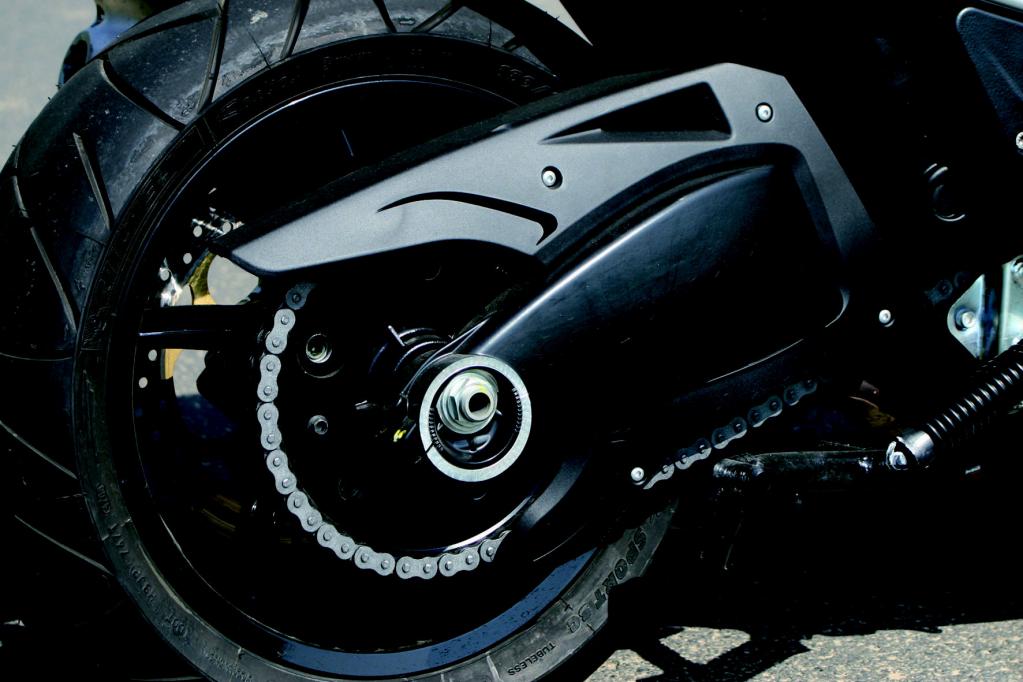 Fahrbericht Gilera GP 800: Die Krönung des Rollerbaus 