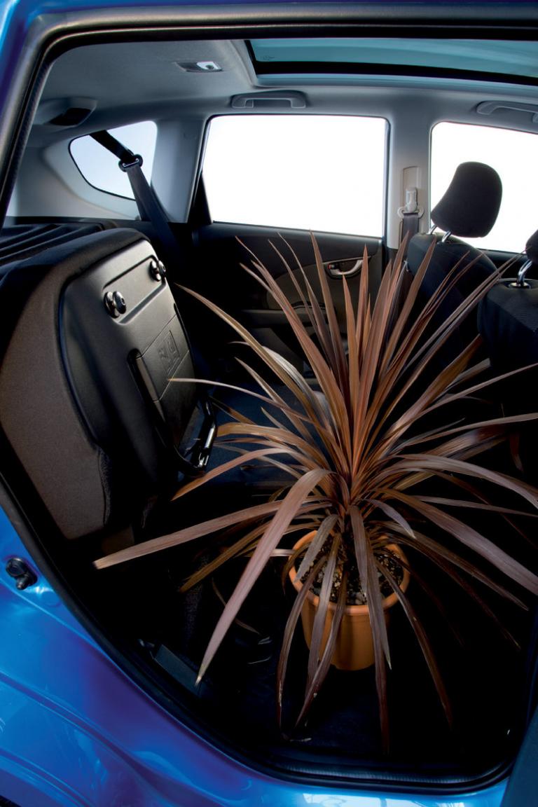 Fahrbericht Honda Jazz: Der Trick mit dem Tank 