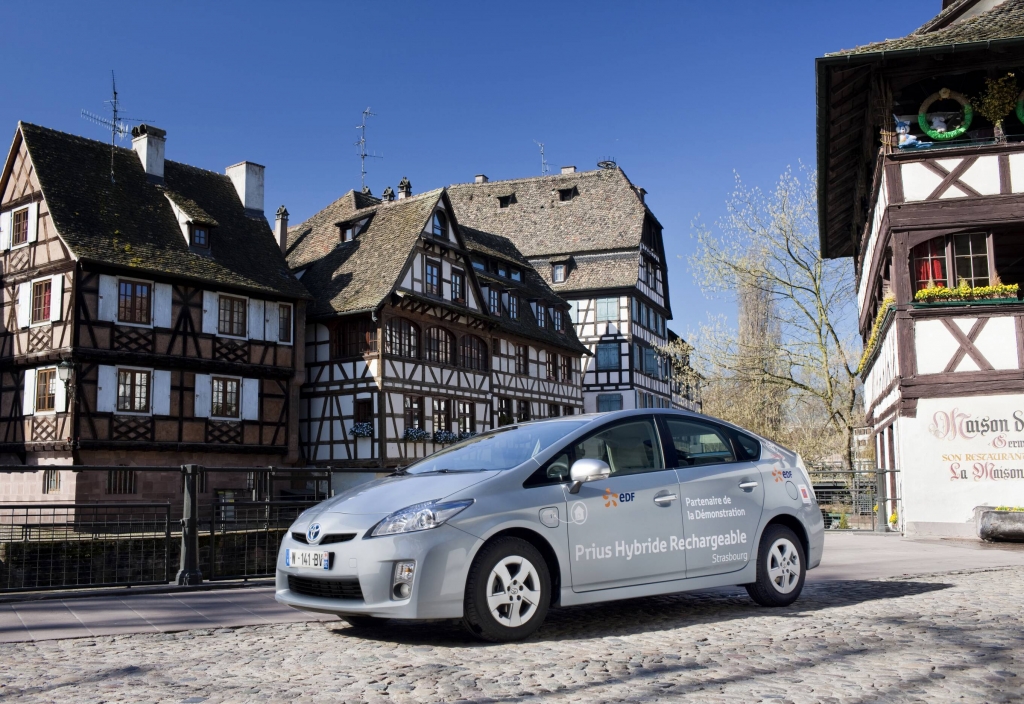 Größere Reichweite für Toyota Prius Plug-In