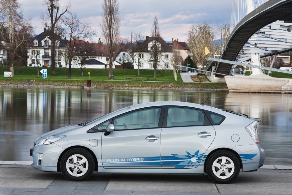 Größere Reichweite für Toyota Prius Plug-In