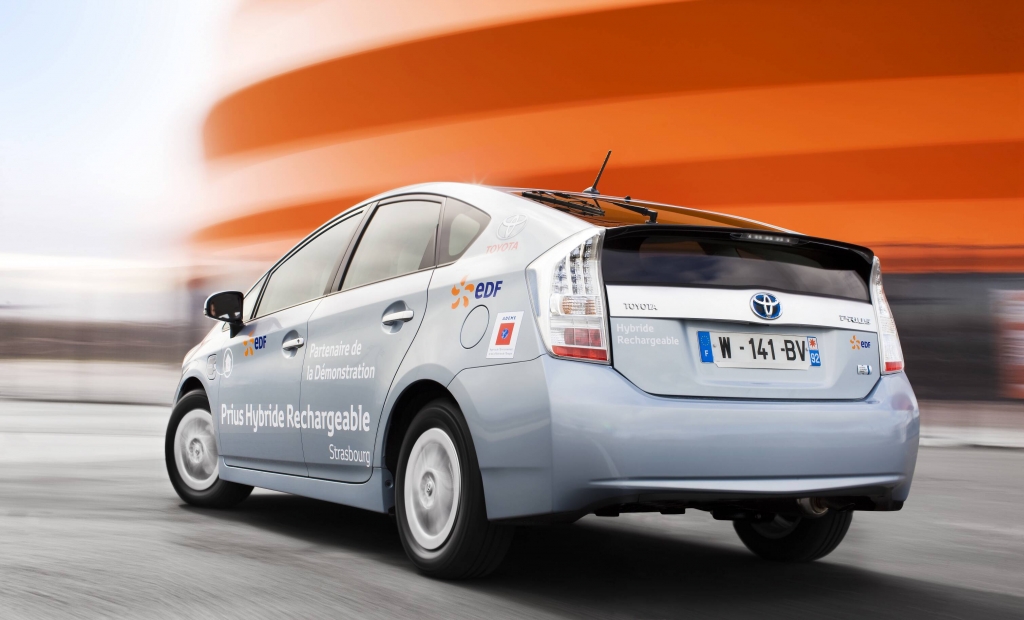 Größere Reichweite für Toyota Prius Plug-In