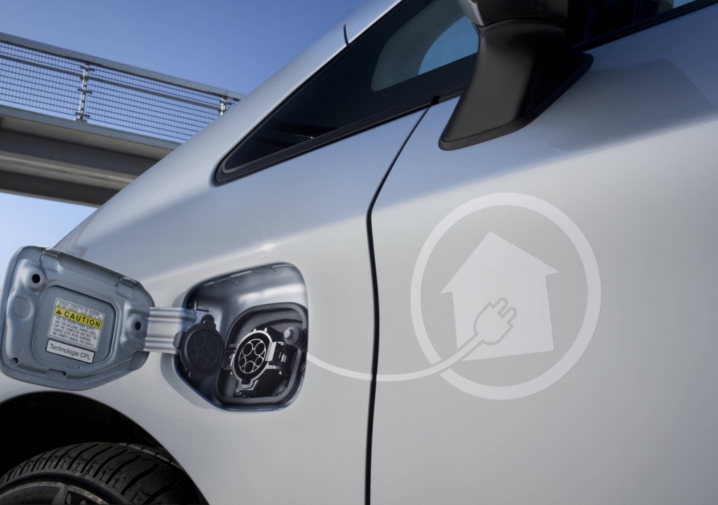 Größere Reichweite für Toyota Prius Plug-In