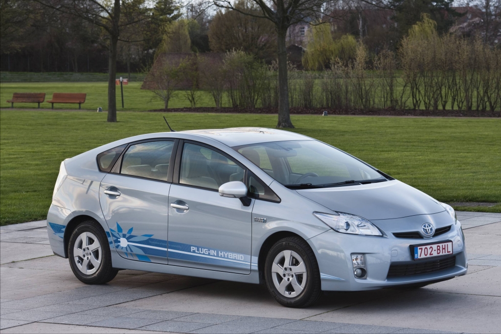 Größere Reichweite für Toyota Prius Plug-In