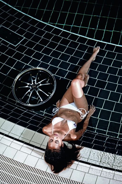 Hot Summer bei Dotz – mit Bikini und girly Felgen