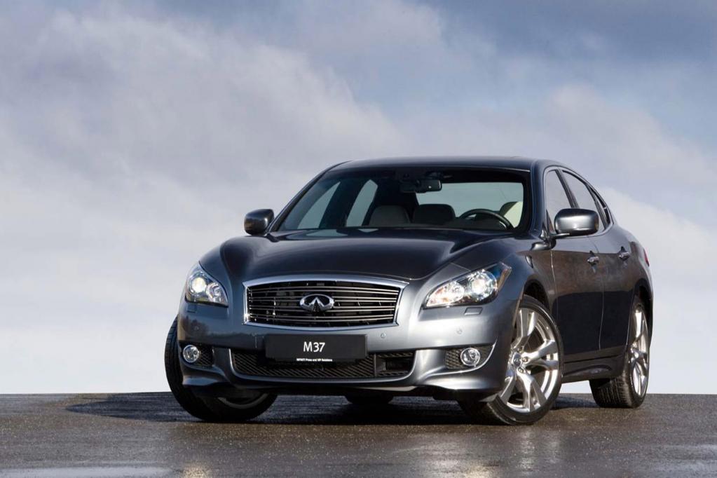 Infiniti M37 kostet 49 650 Euro 