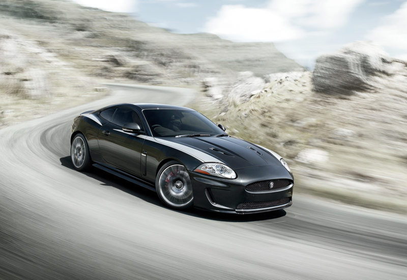Jaguar XKR 75.