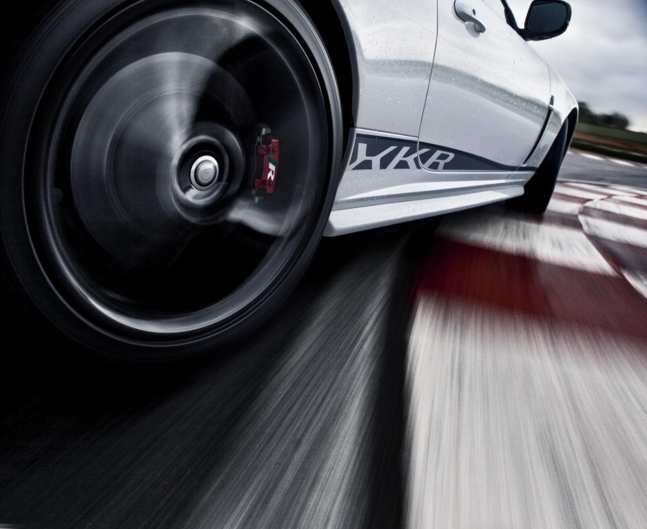 Jaguar bringt Extras für XKR
