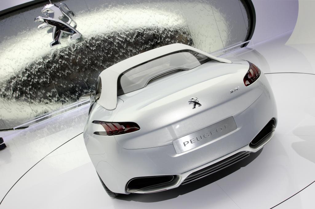 Konzeptfahrzeug 5 by Peugeot