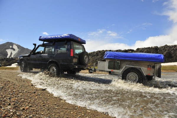 Living in a box: Camping mit Offroadanhänger