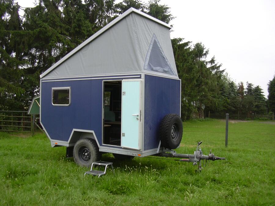 Living in a box: Camping mit Offroadanhänger