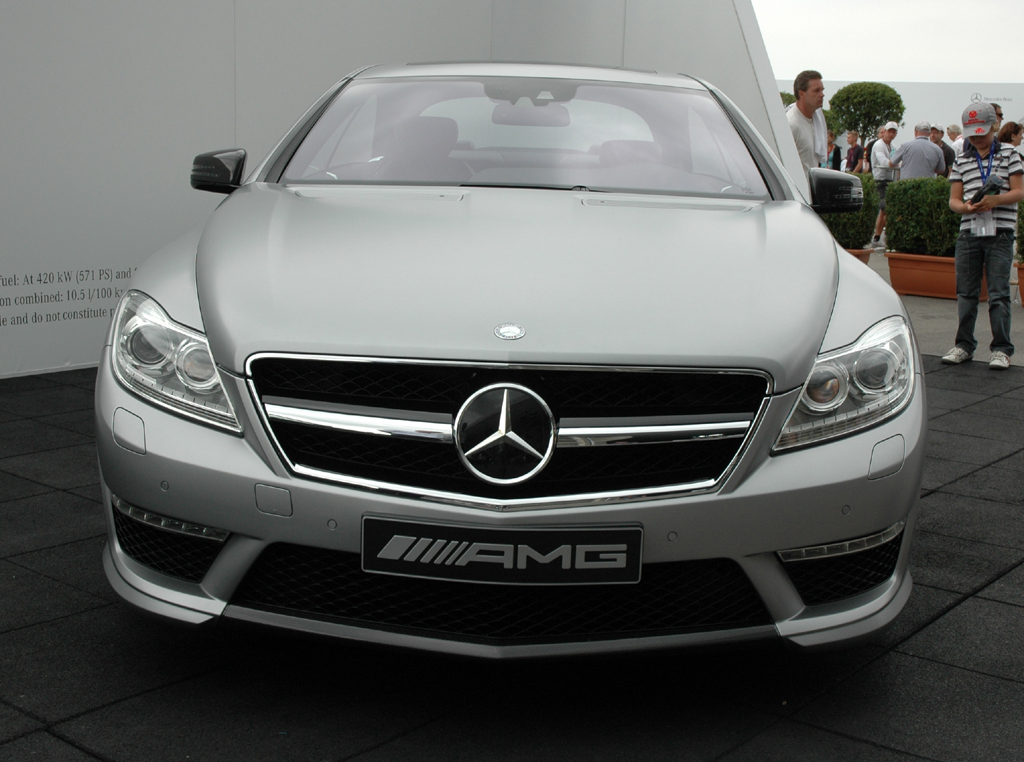 Mercedes CL 63 AMG: Benzindirekteinspritzung, Biturboaufladung und Stopp/Start-