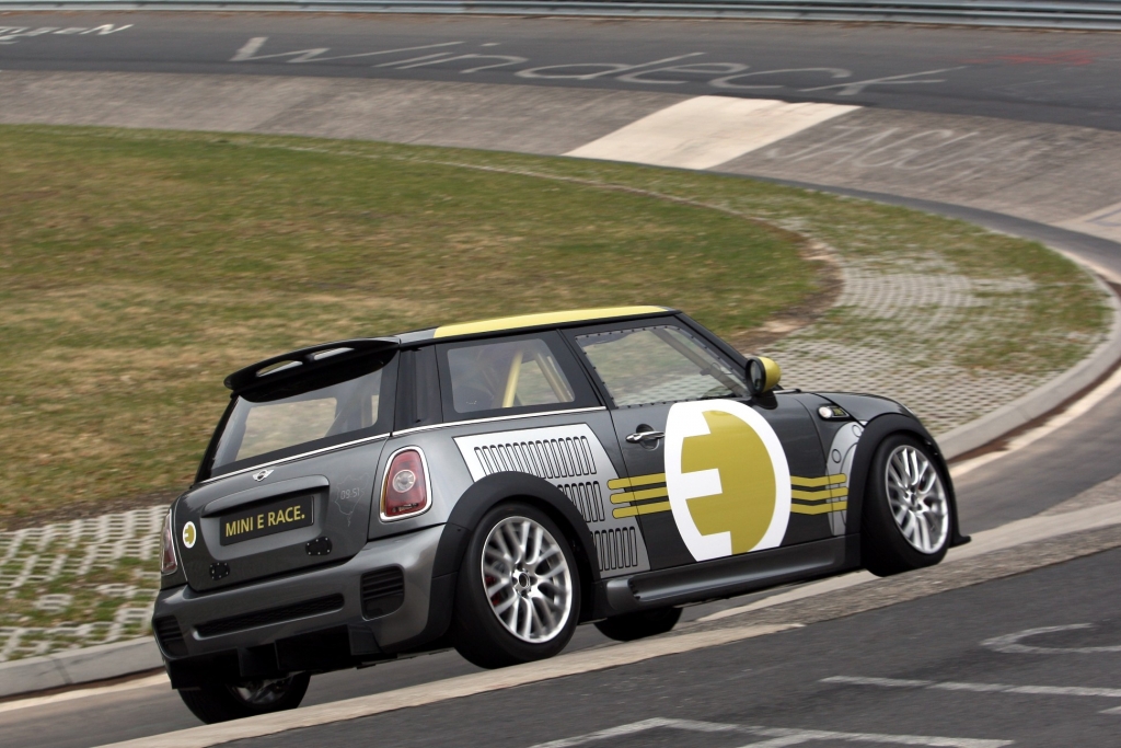 Mini E Race.