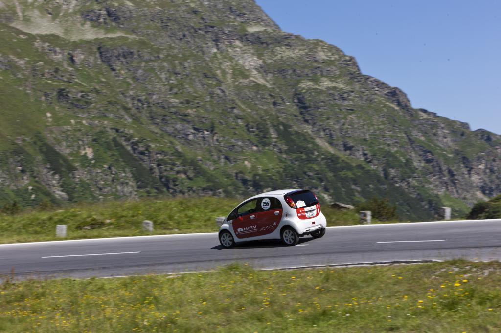 Mitsubishi i-Miev erreicht 2. Platz bei E-Silvretta