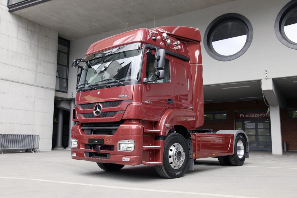 Neues Gesicht für Mercedes-Benz Atego und Axor 