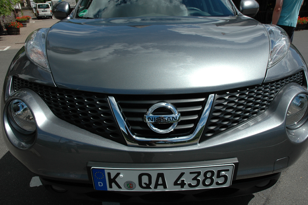 Nissan Juke: Blick auf die markant gestaltete Front.