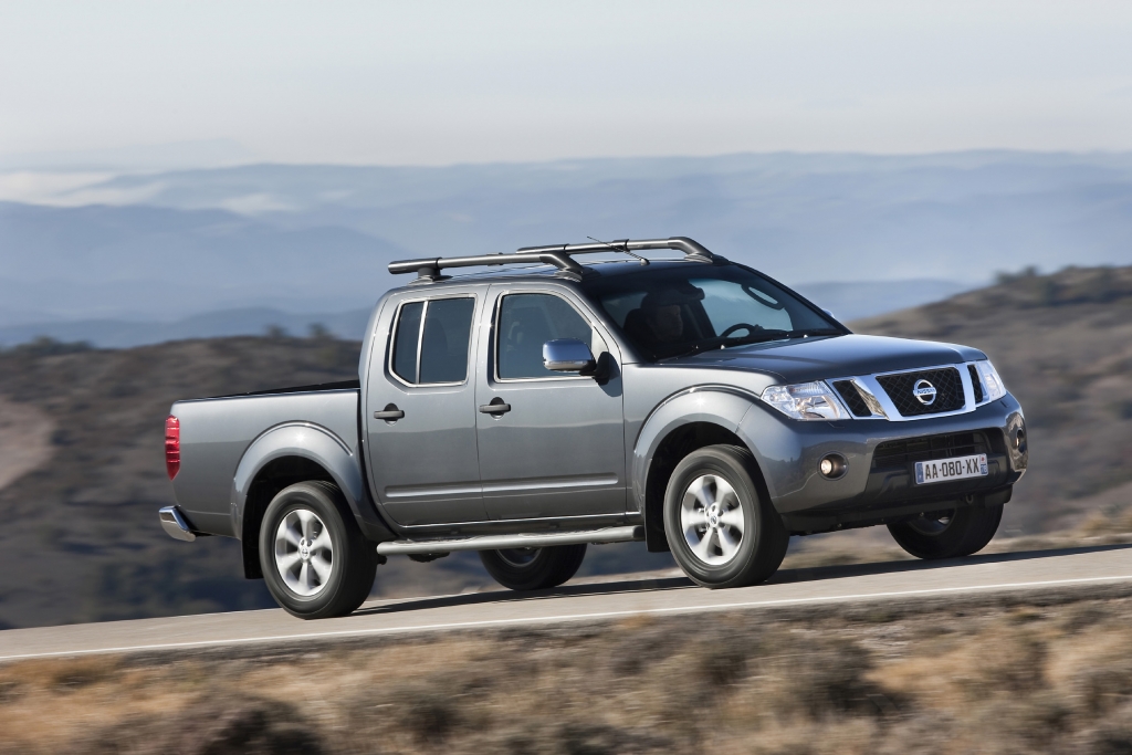Nissan rüstet Navara und Pathfinder mit neuem V6-Diesel aus