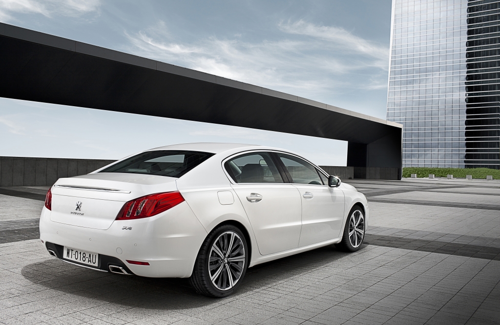 Peugeot 508: Zwischen den Klassen 