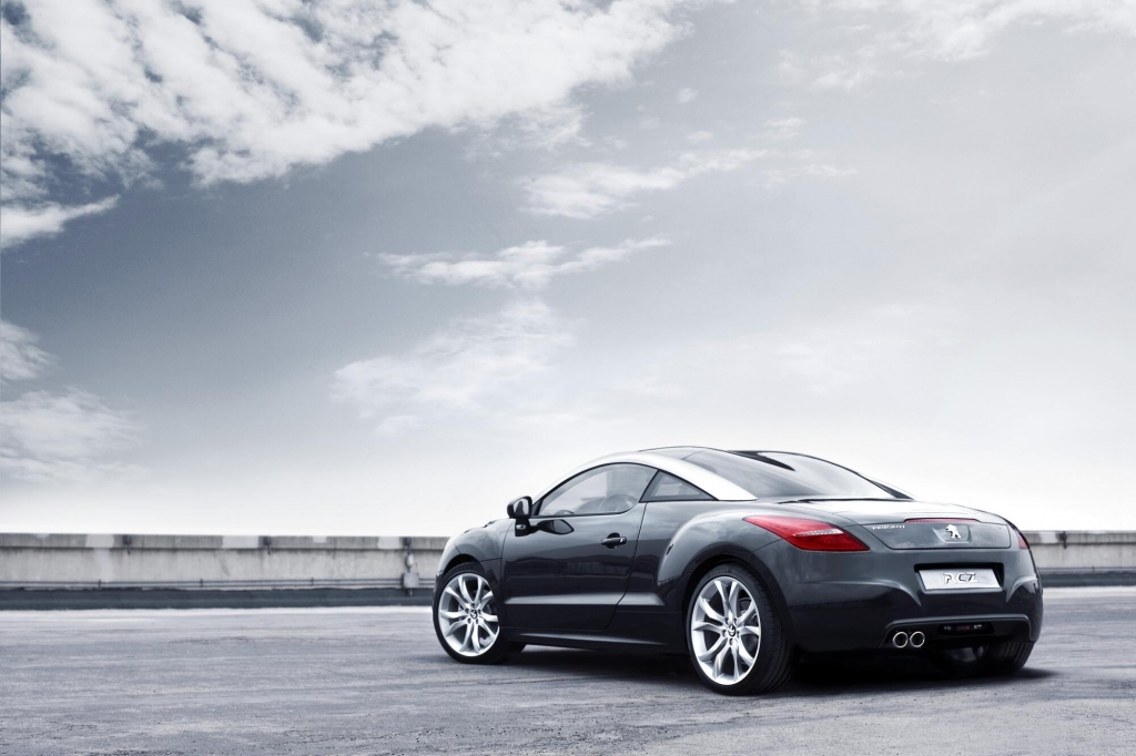 Peugeot RCZ serienmäßig mit Connect Box