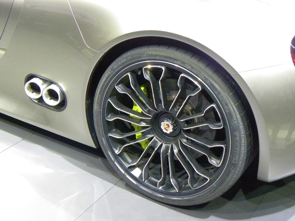 Porsche-Aufsichtsrat beschließt Produktion des 918 Spyder