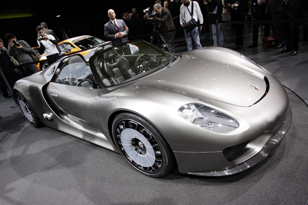 Porsche-Aufsichtsrat beschließt Produktion des 918 Spyder