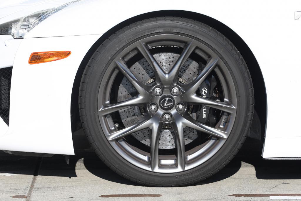 Pressepräsentation Lexus LFA: Der Lexus-Renner