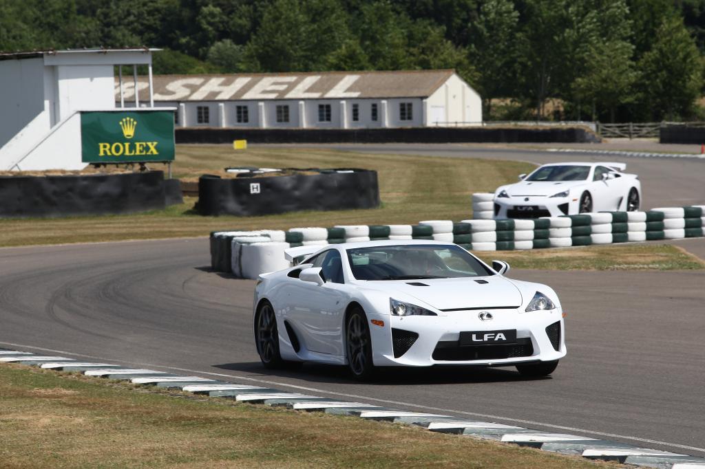 Pressepräsentation Lexus LFA: Der Lexus-Renner
