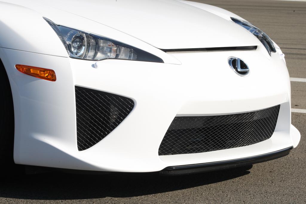 Pressepräsentation Lexus LFA: Der Lexus-Renner