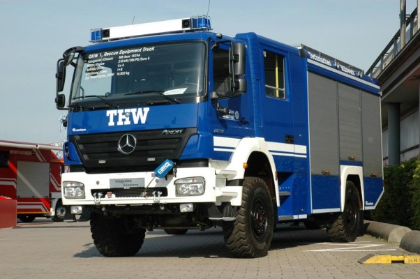 THW rüstet mit Sprinter und Axor auf