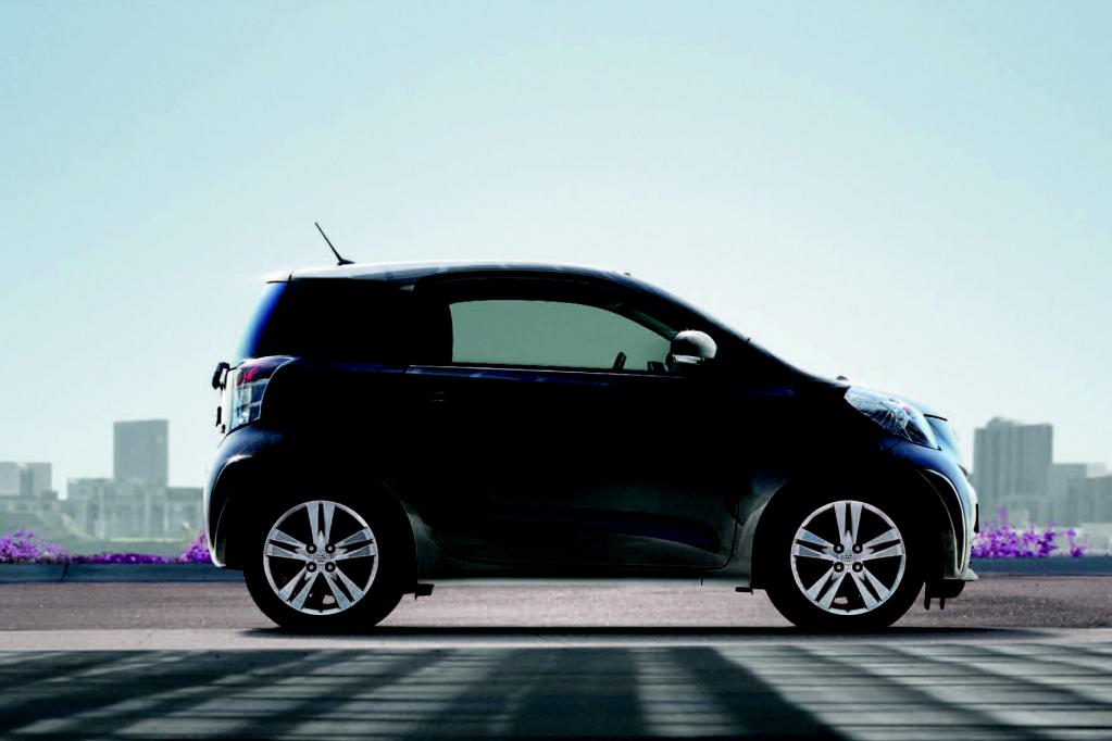 Toyota iQ: Leicht überarbeitet ins neue Modelljahr 