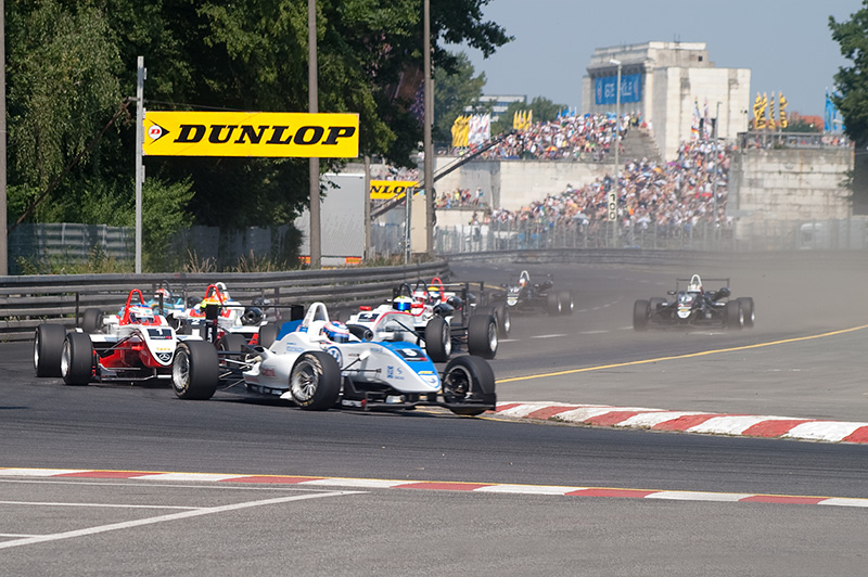 Valtteri Bottas feiert ersten Sieg in der Formel 3 Euro Serie