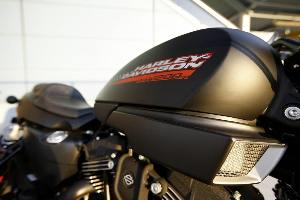 Viel verbraucht die XR 1200 X nicht: 5,2 Liter Superenzin genehmigt sich die Harley auf 100 Kilometern. 
