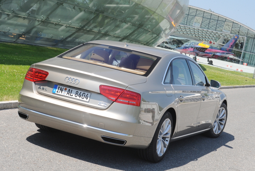 Vorstellung Audi A8 L: Automobile Souveränität mit neuem Namen
