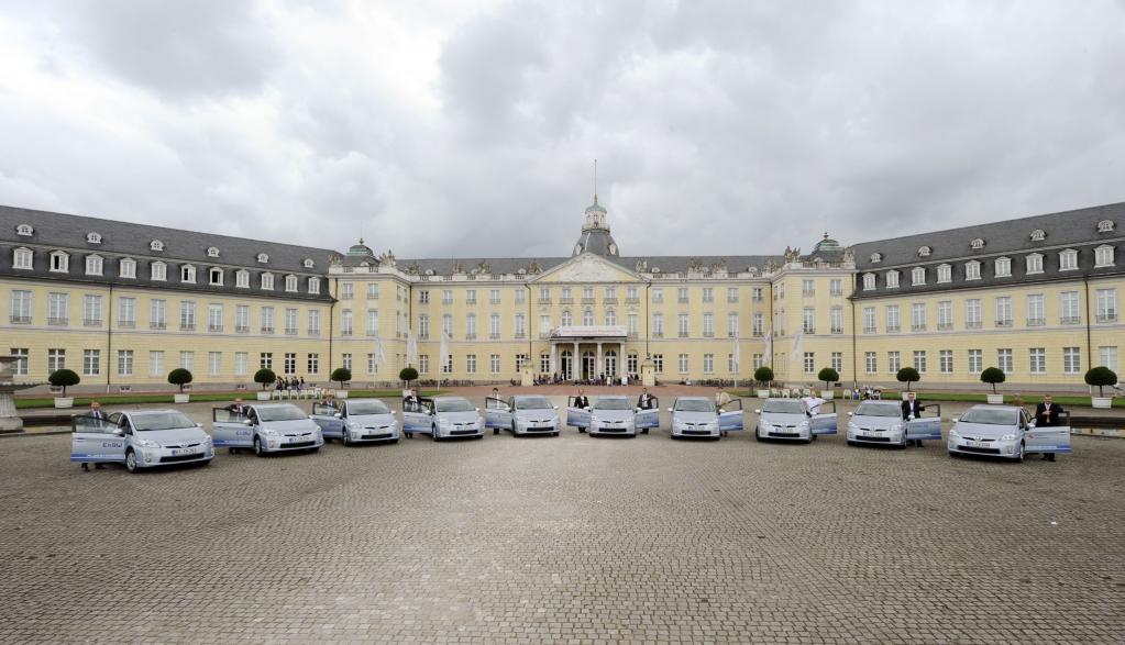 Zehn Toyota Prius Plug-in im Test in Deutschland