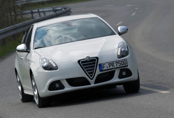 Alfa Romeo Giulietta ab September als Fahrschulwagen