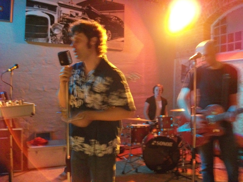 Amerikanische Automobilkultur bei Gas, Grease & Glory in Berlin. The Bluebilly Rockets